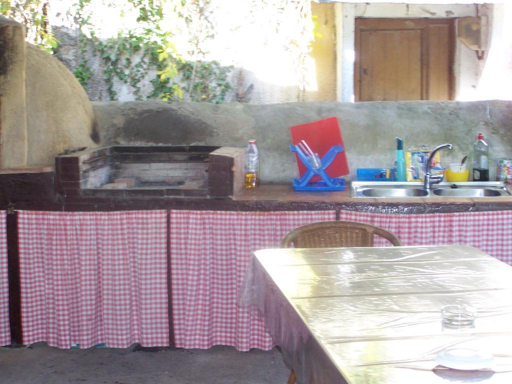 Posada De Muno Muñorrodero Buitenkant foto