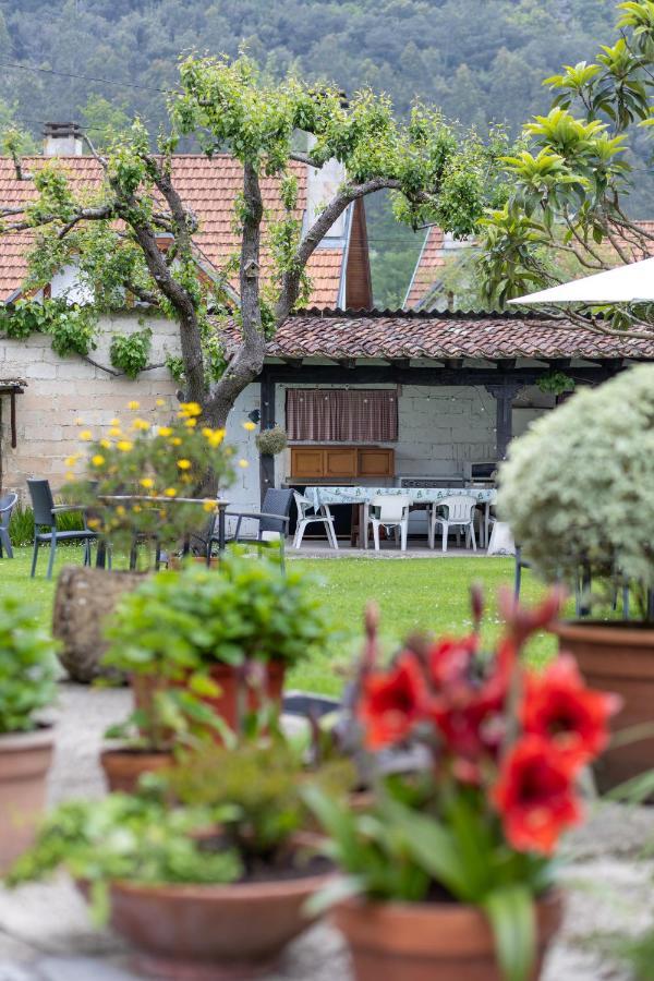 Posada De Muno Muñorrodero Buitenkant foto