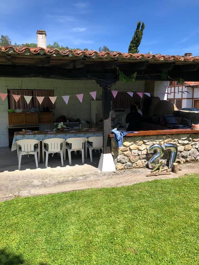 Posada De Muno Muñorrodero Buitenkant foto